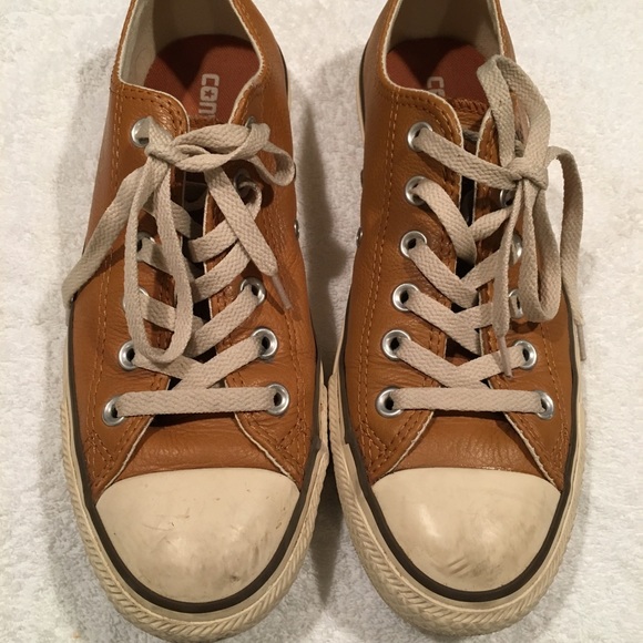 converse leather tan